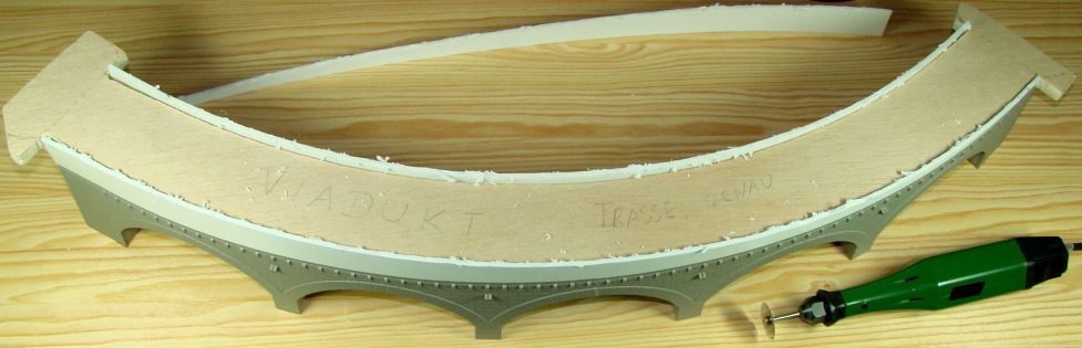 der überschüssige Teil der 'Bande' wurde abgeflext