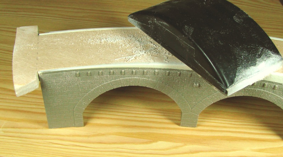 der Schleifklotz sorgt für den letzten Schliff