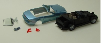 Karosserie- und Innenraumteile vor dem Zusammenbau