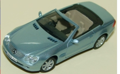 das fertige Modell von vorne links gesehen